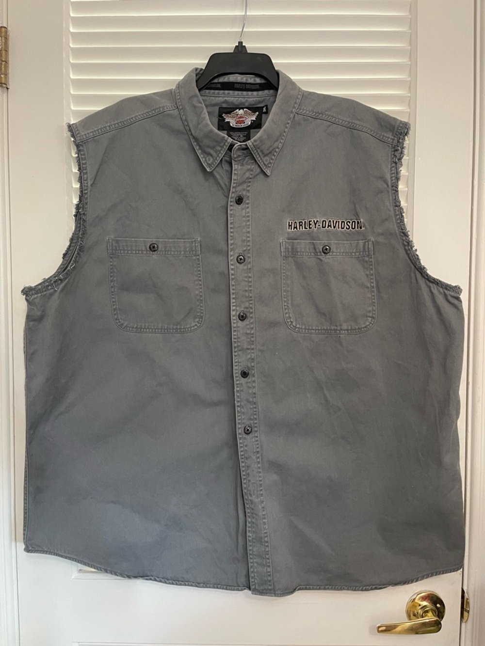 Harley-Davidson Gray Button-Up Collar Shirt with Logo Patch